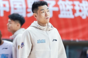 爱游戏体育官网-高诗岩：作为队长有很大责任 希望球队里的部分球员去珍惜机会