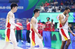 爱游戏-苏群：篮协领导也想归化 找血缘归化不是因为领导而是因为网络