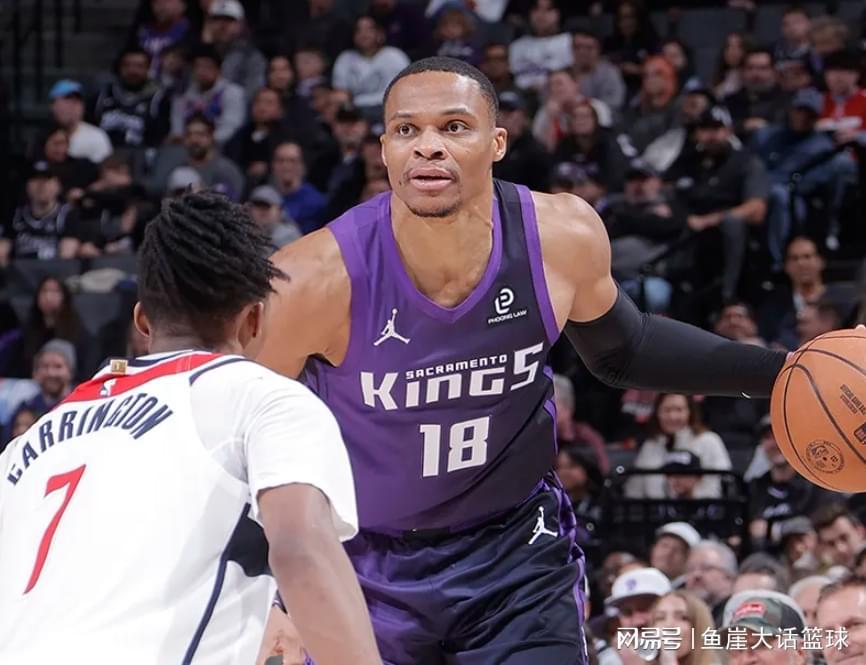 爱游戏APP-完胜！威少26分+6三分，小萨13+6湖人旧将爆发，德罗赞两人起冲突