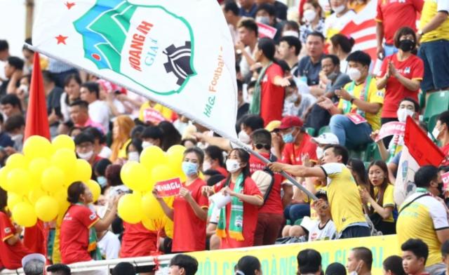 爱游戏APP-范志毅看过来①亚冠越南赛区的漂亮小姐姐